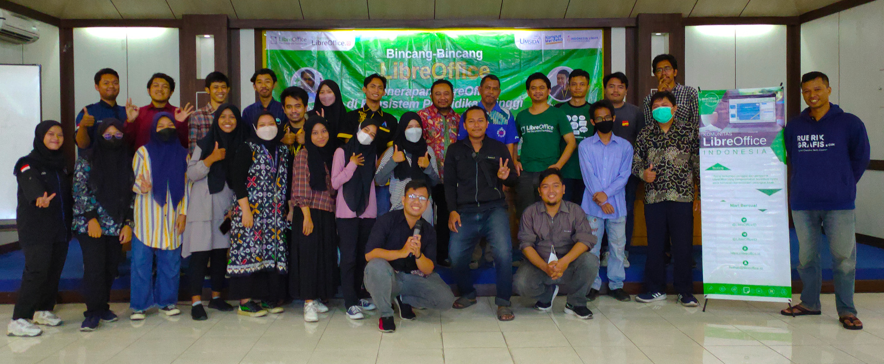 Indonesian community group photo